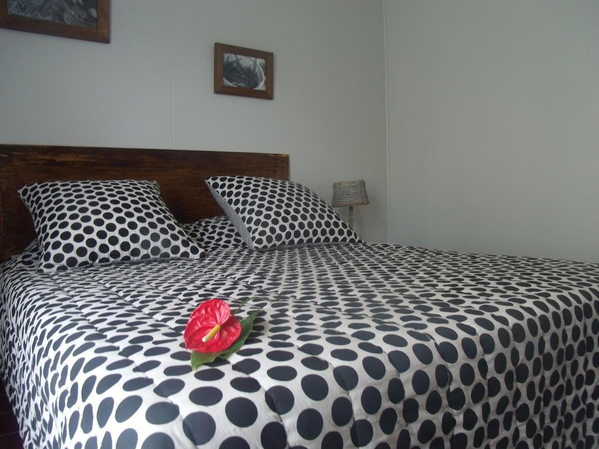 Bed and Breakfast Le four à pain Saint-Philippe Esterno foto